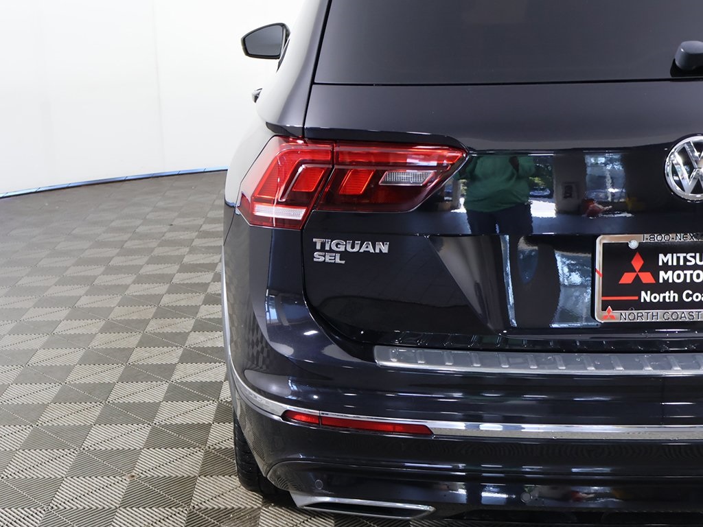 2020 Volkswagen Tiguan SEL Premium R-Line photo 17