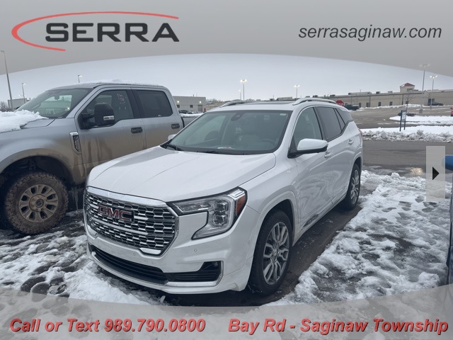 2023 GMC Terrain Denali's photo