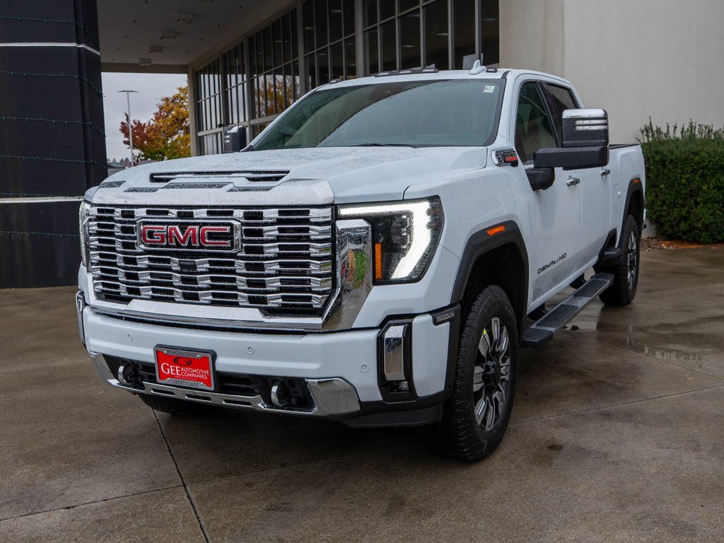 2026 Gmc Sierra 2500 HD Denali photo 3