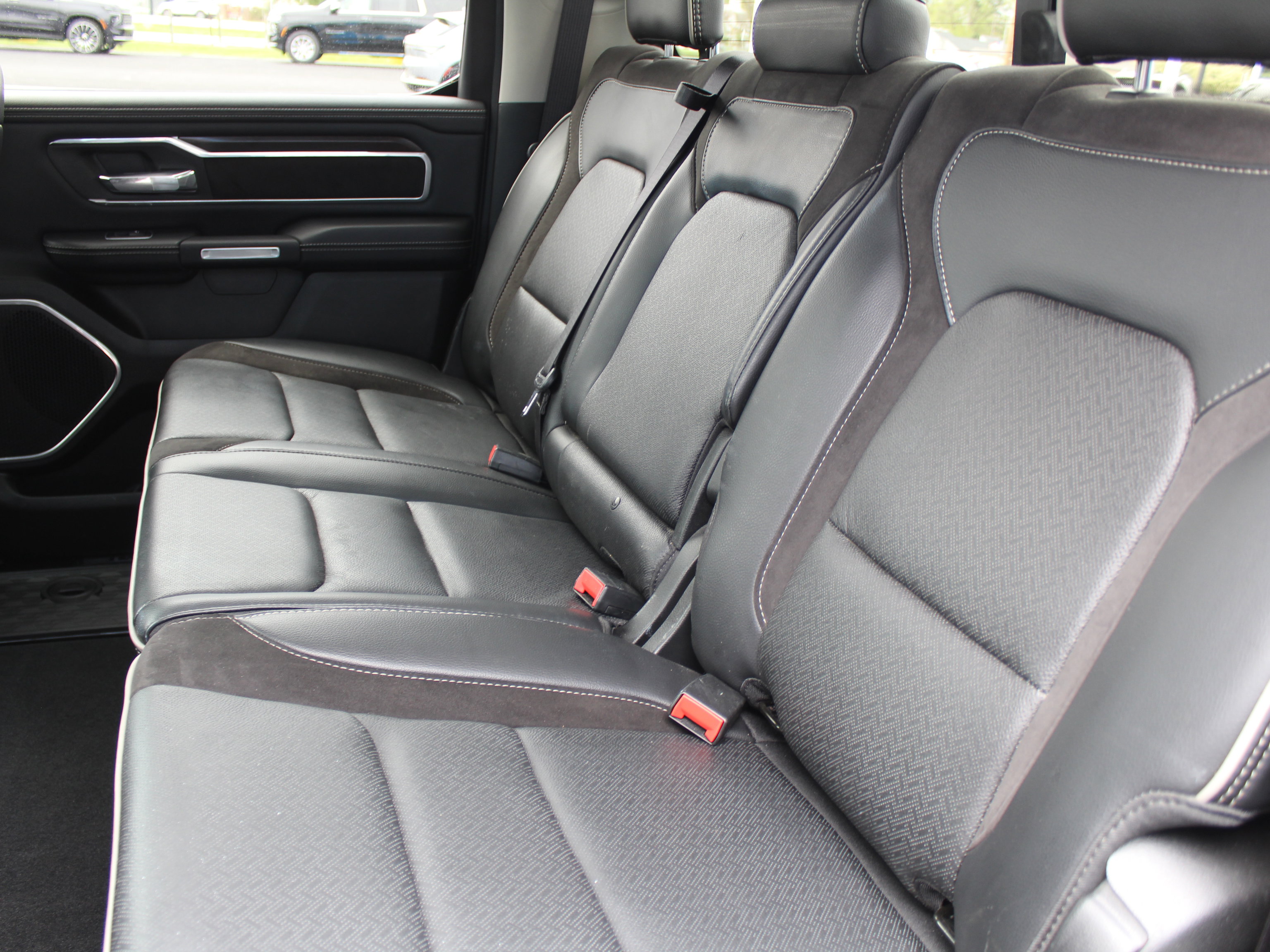 2022 Ram 1500 Laramie photo 30