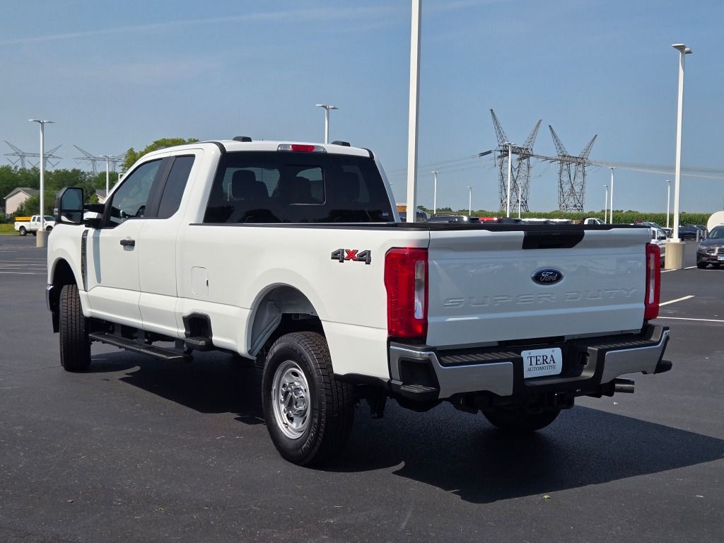 2025 Ford F-250 XL photo 12