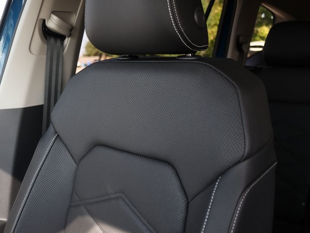 2026 Volkswagen Atlas SE Technology photo 7