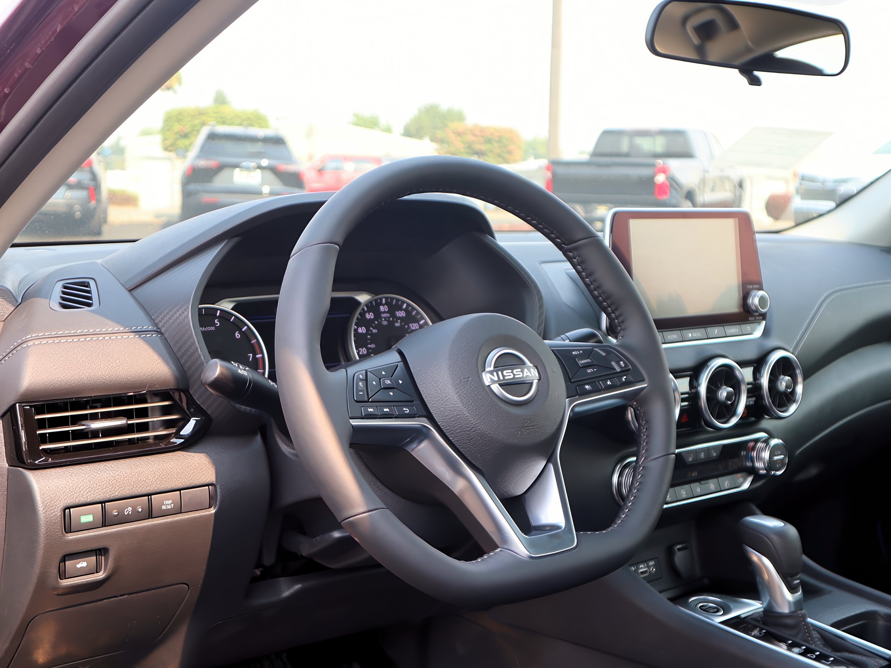 2025 Nissan Sentra SV photo 13