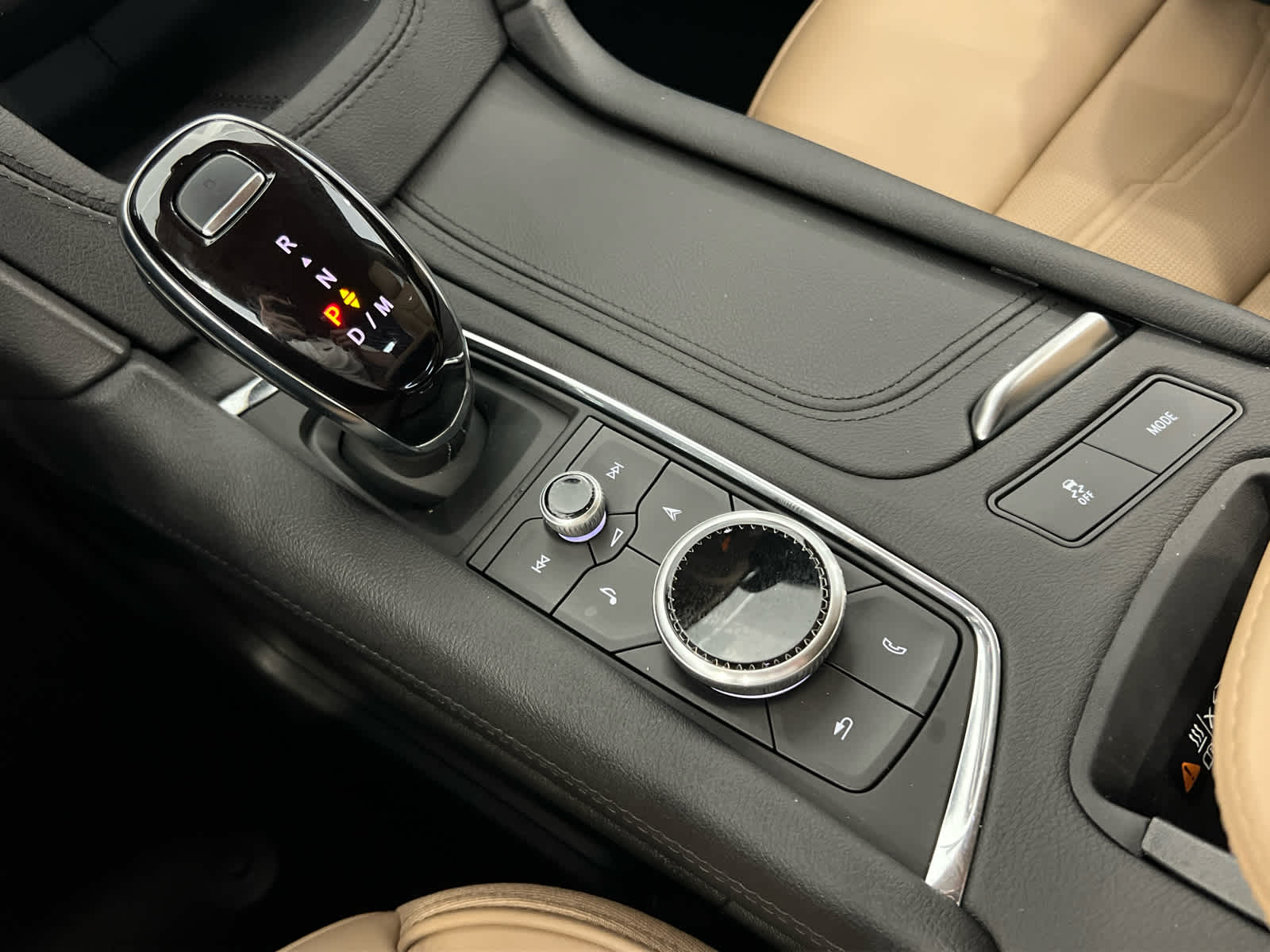 2024 Cadillac XT6 Sport photo 22