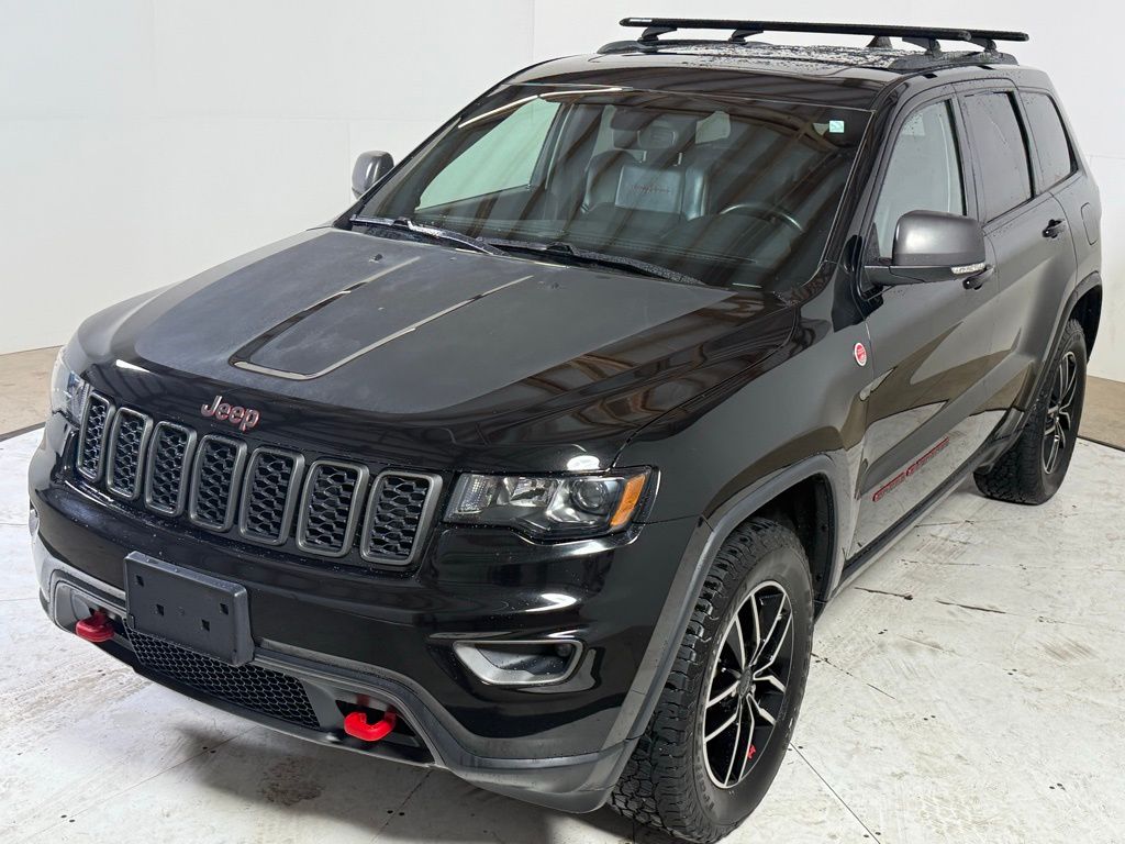 2019 Jeep Grand Cherokee Trailhawk photo 3