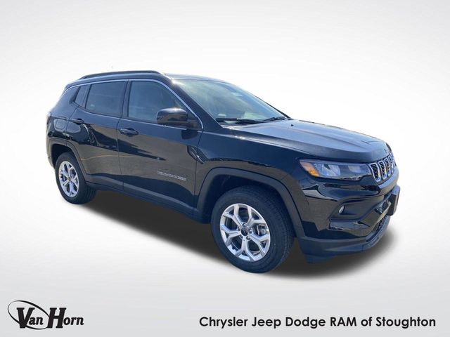 2025 Jeep Compass Latitude's photo