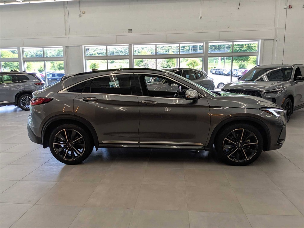 2022 Infiniti QX55 Sensory photo 2