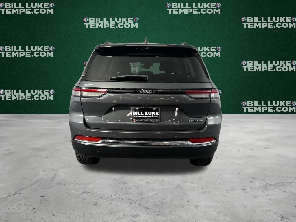 2022 Jeep Grand Cherokee Limited photo 4