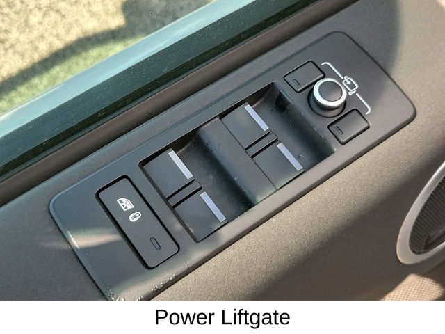 2018 Land Rover Discovery SE photo 15