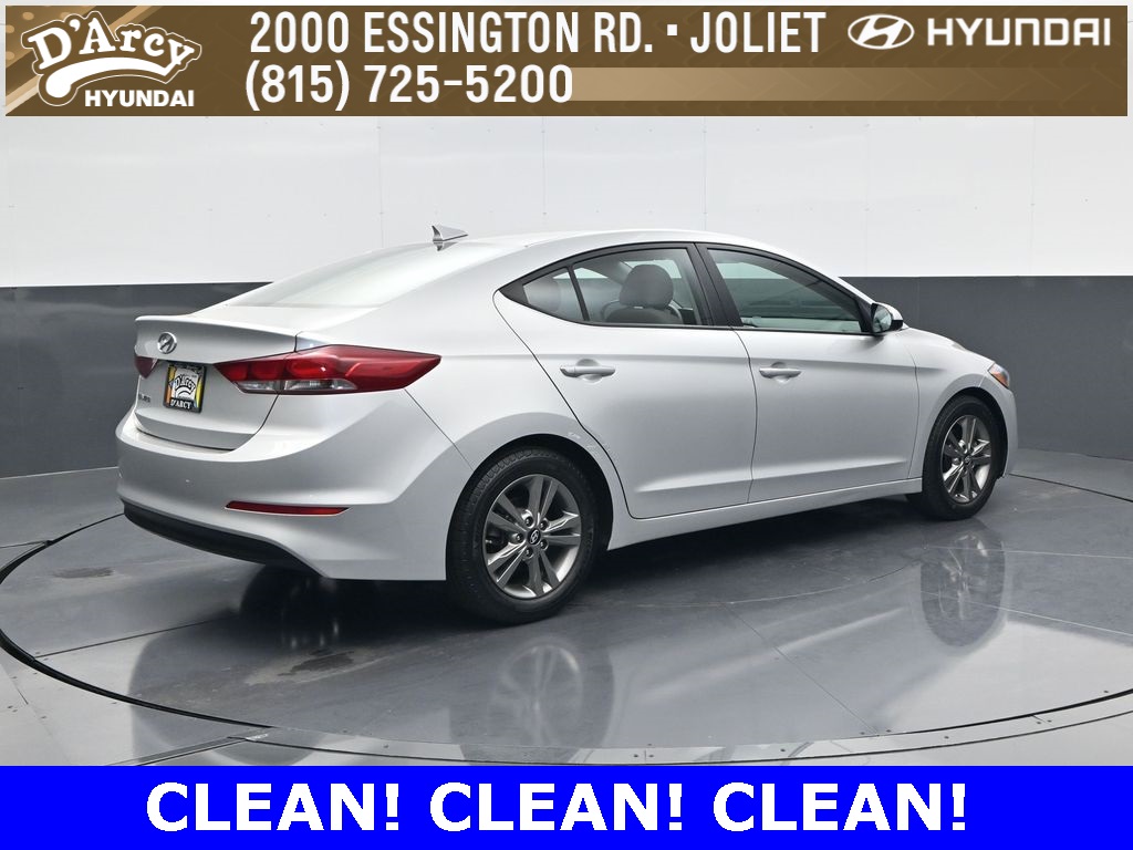 2018 Hyundai Elantra SEL photo 5