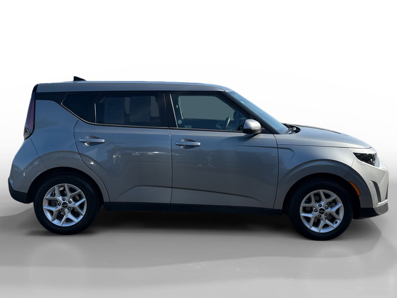 2023 Kia Soul LX photo 5
