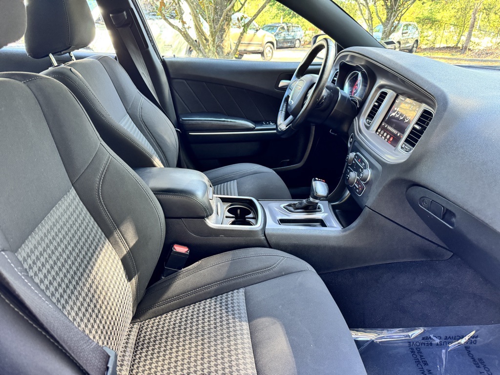2023 Dodge Charger SXT photo 8