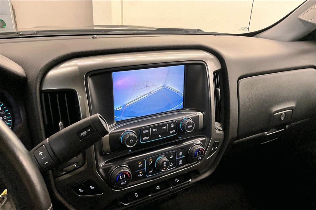 2018 Chevrolet Silverado 1500 LT photo 19