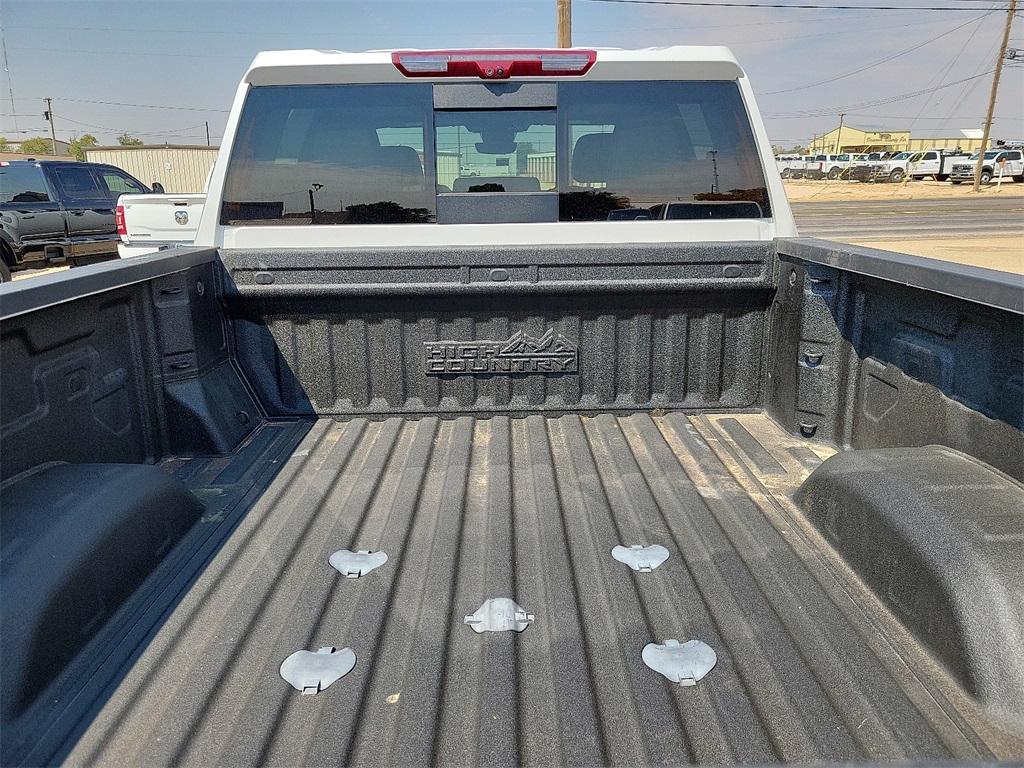 2024 Chevrolet Silverado 2500HD High Country photo 14