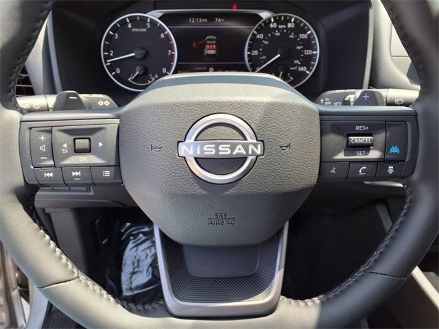 2025 Nissan Rogue SV photo 17