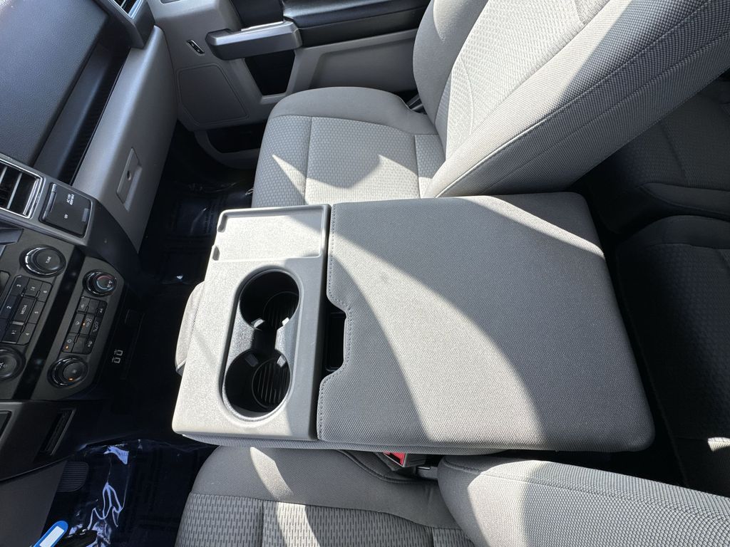 2019 Ford F-150 XLT photo 20