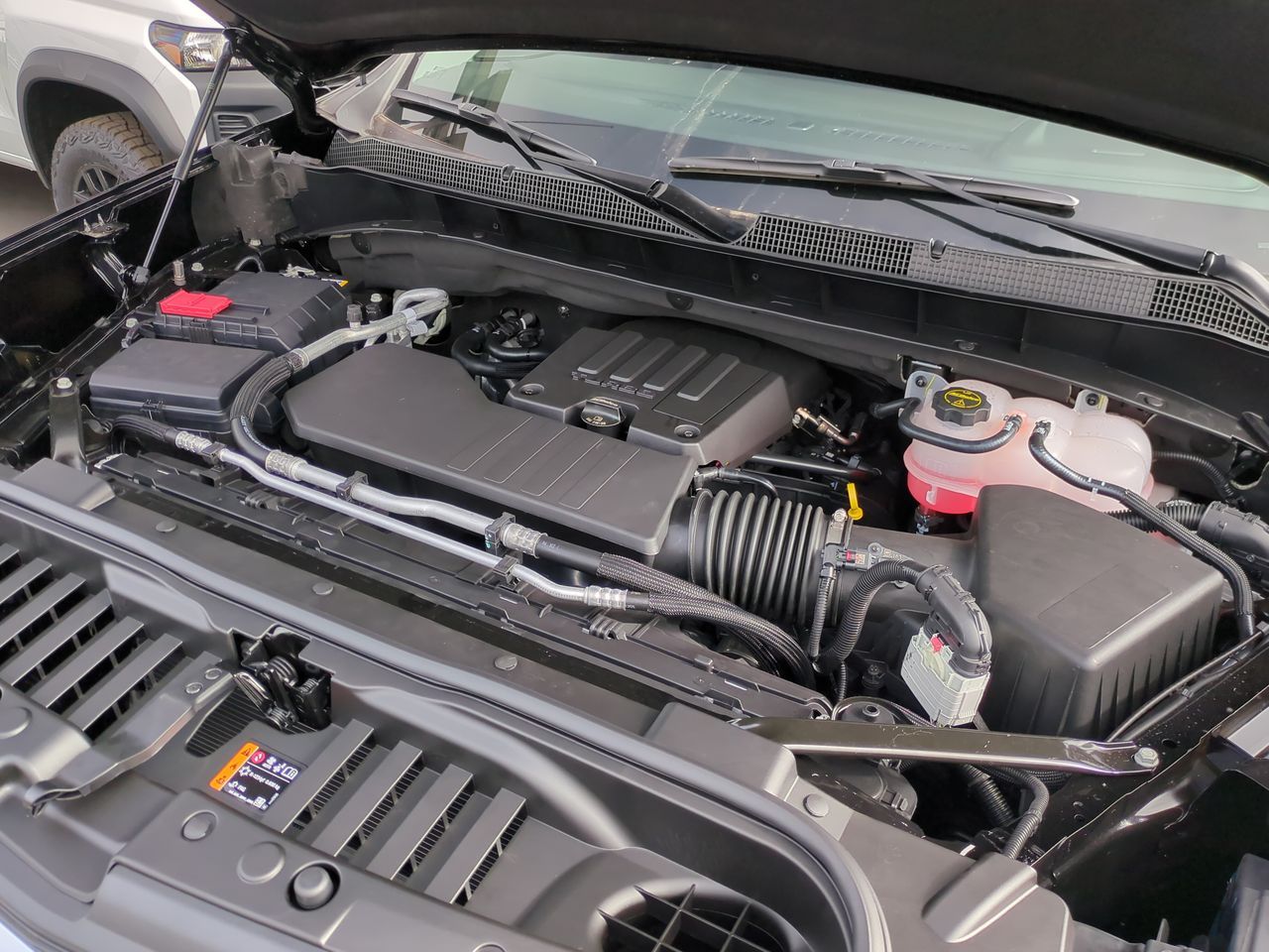 2025 Chevrolet Silverado 1500 LT photo 29
