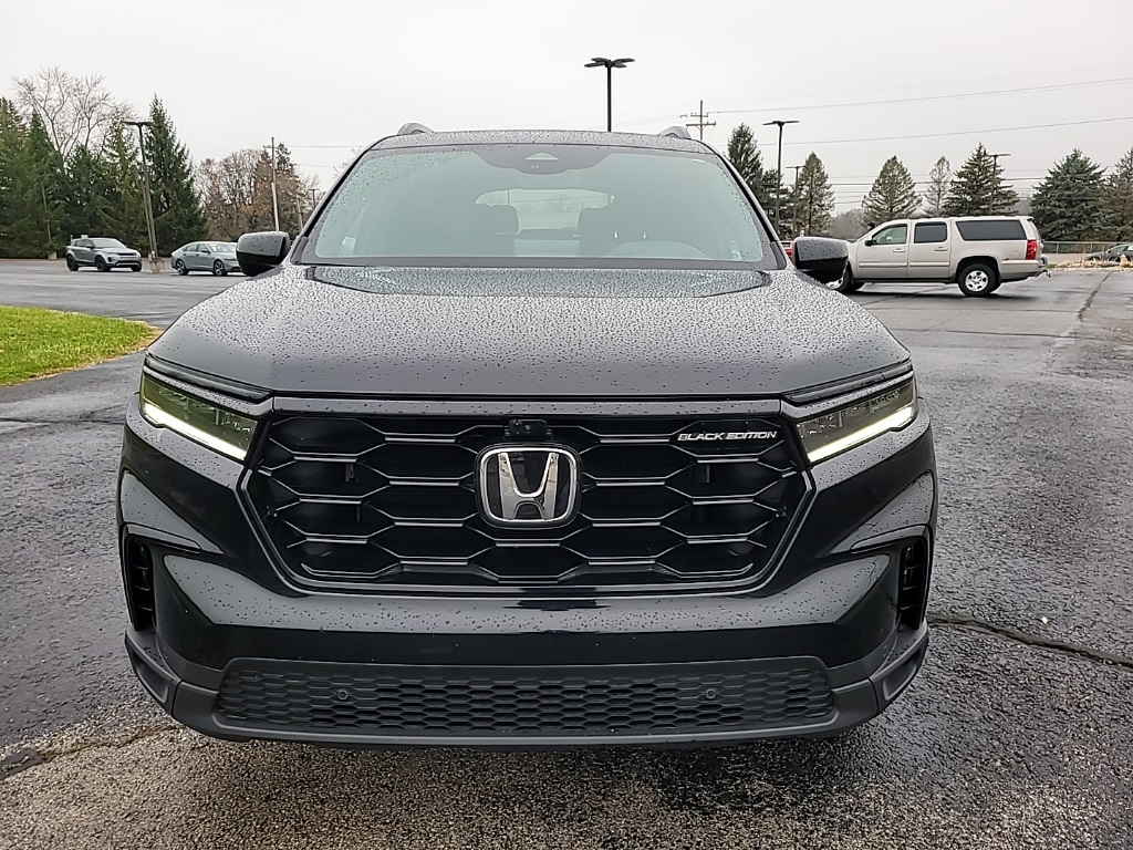 2025 Honda Pilot Black Edition photo 3
