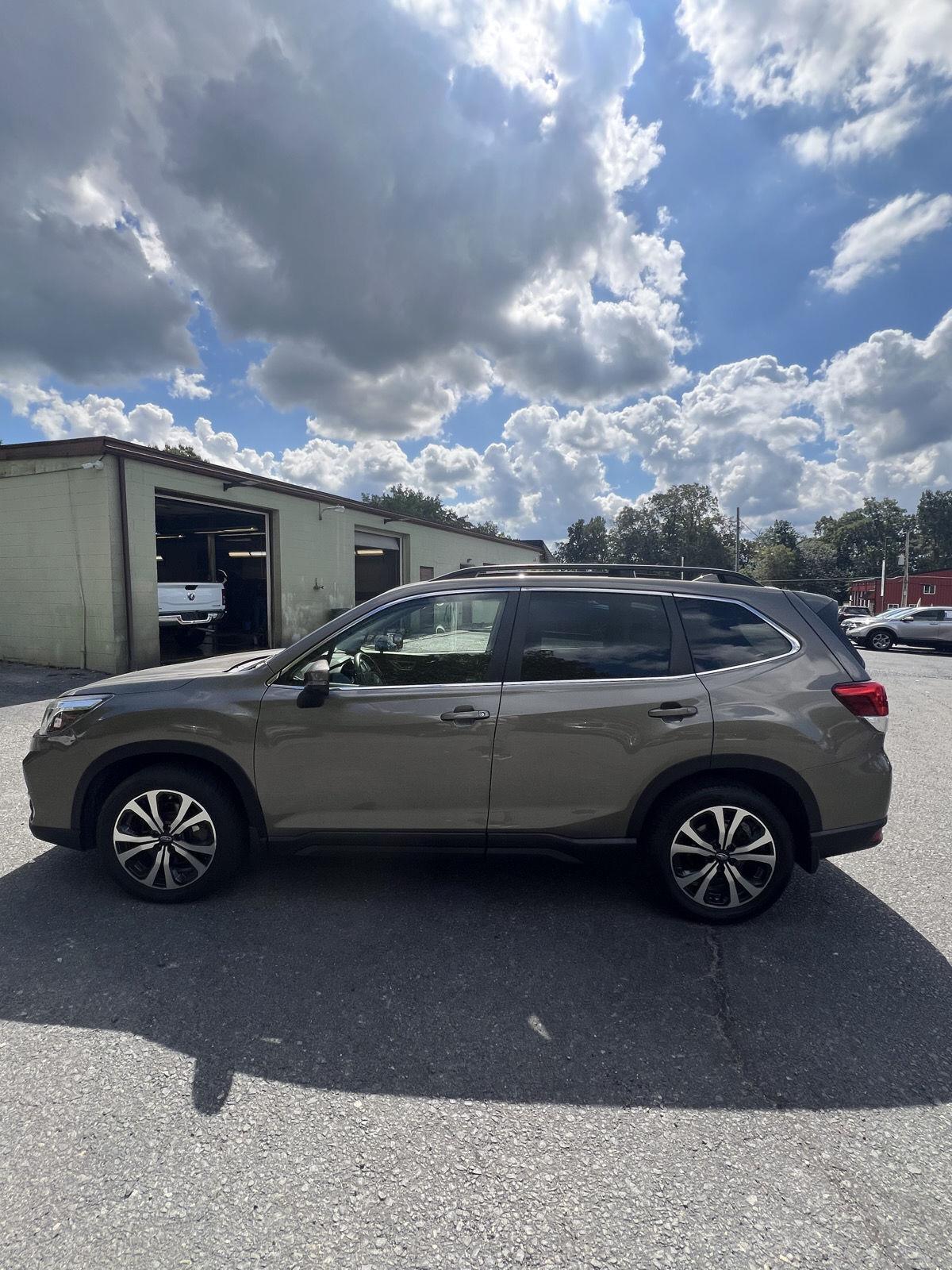 2021 Subaru Forester Limited photo 4