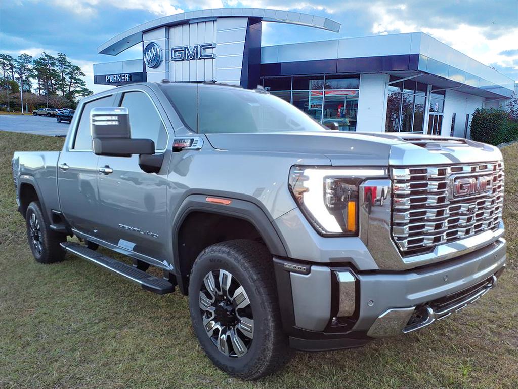 2026 GMC Sierra 2500HD Denali's photo