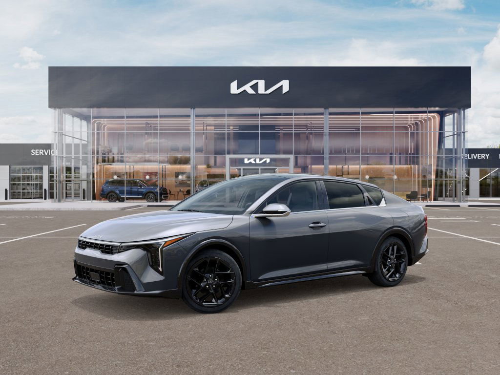 2025 Kia K4 GT-Line Turbo photo 3