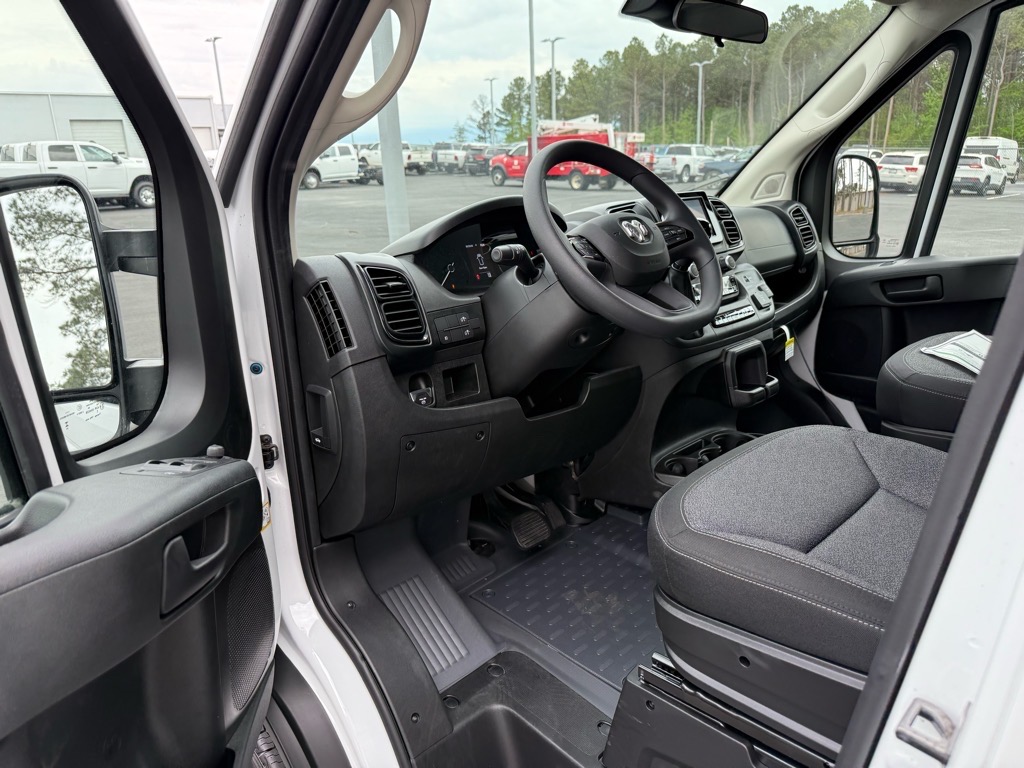 2025 Ram ProMaster 3500 photo 3