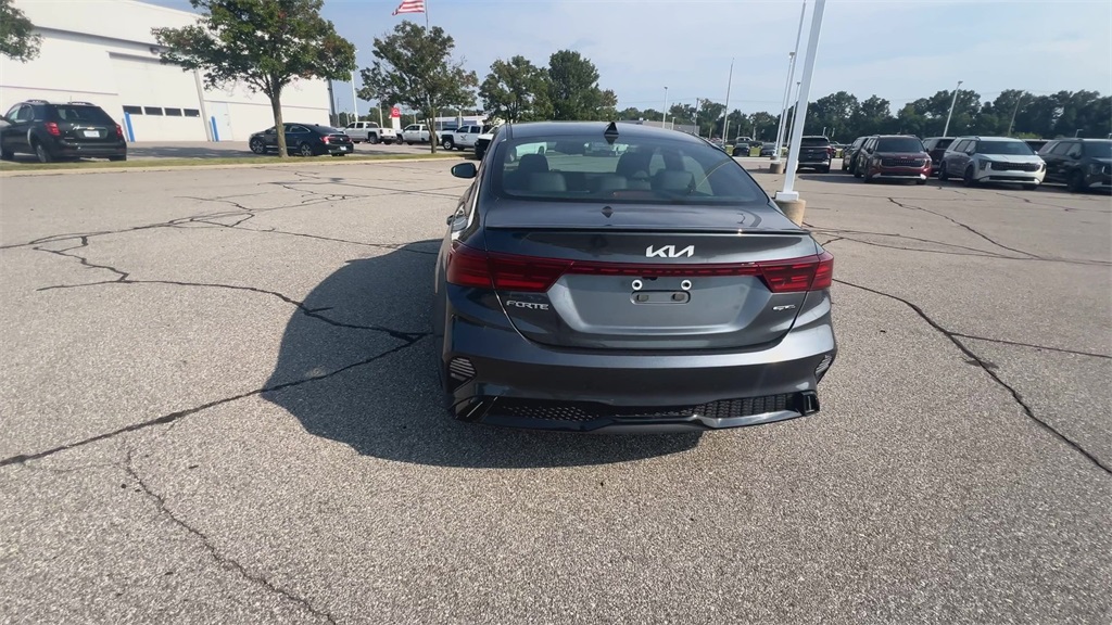 2023 Kia Forte GT-Line photo 6