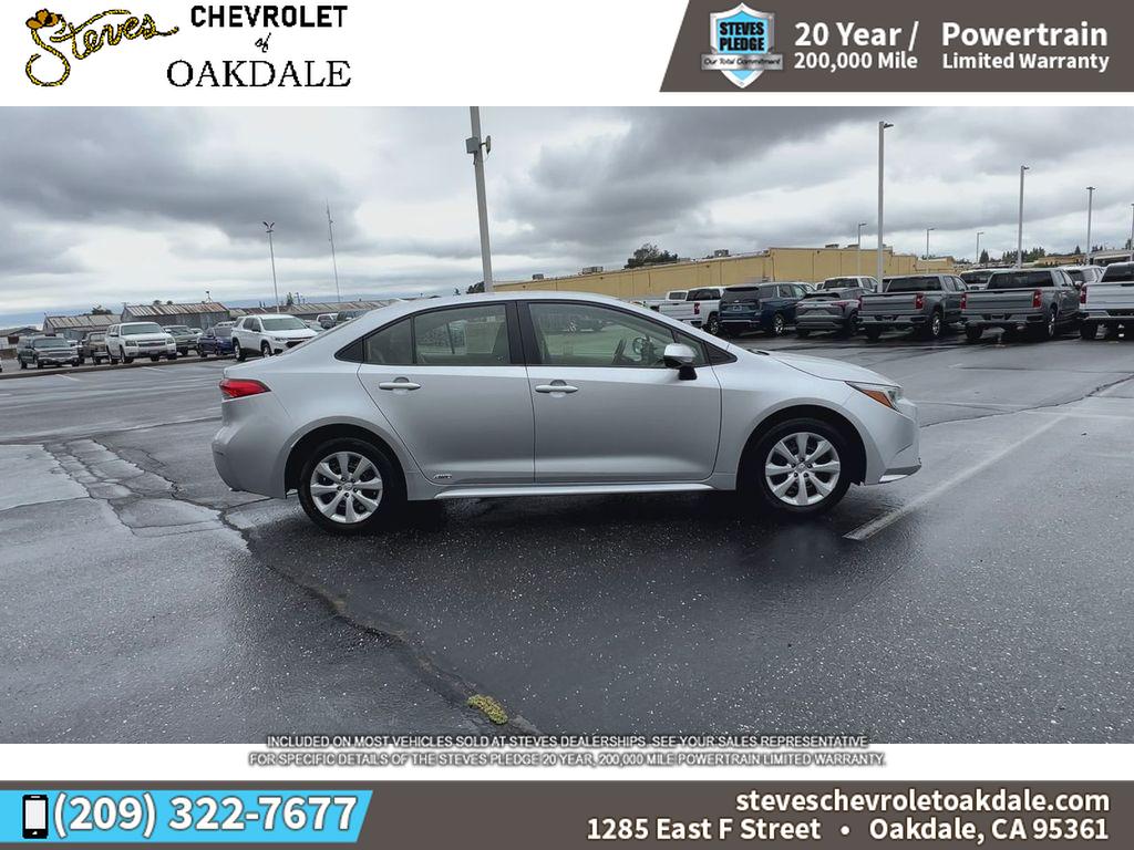 2025 Toyota Corolla Hybrid LE photo 13