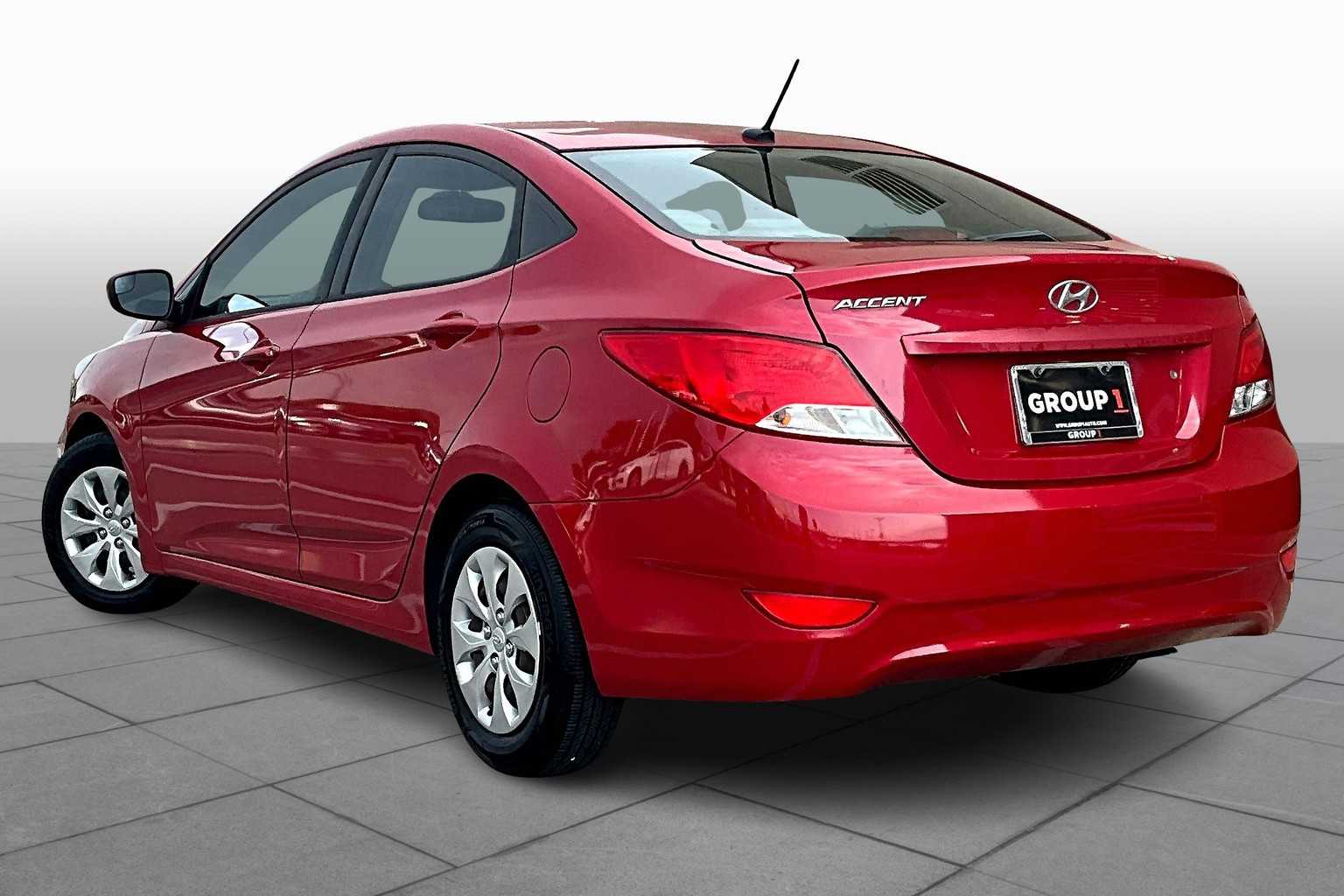 2016 Hyundai Accent SE photo 10