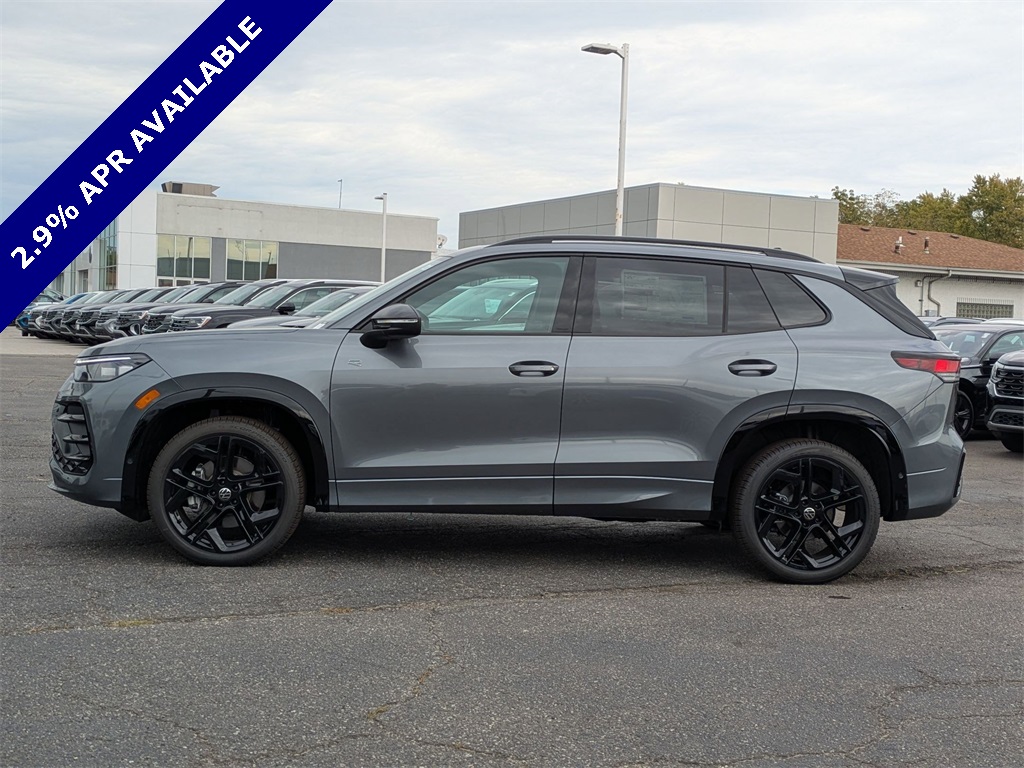 2025 Volkswagen Tiguan SE R-Line Black photo 4