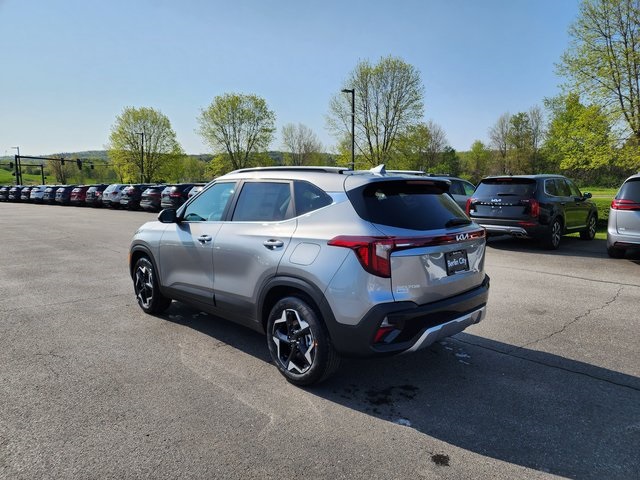 2026 Kia Seltos EX photo 5