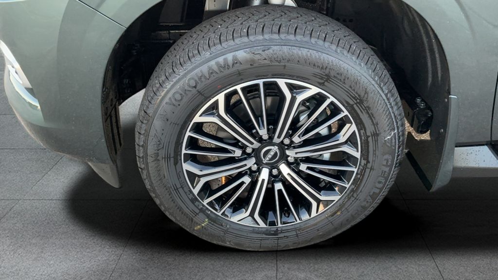 2026 Nissan Armada SL's photo