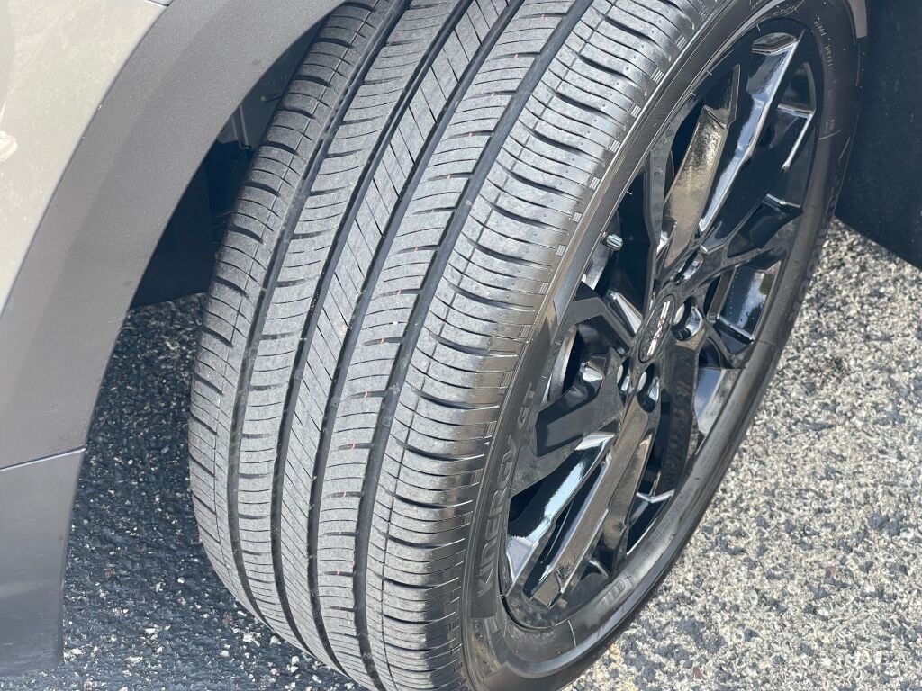 2023 Gmc Terrain SLE photo 22