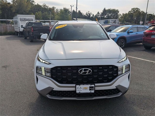 2023 Hyundai Santa Fe SE photo 3