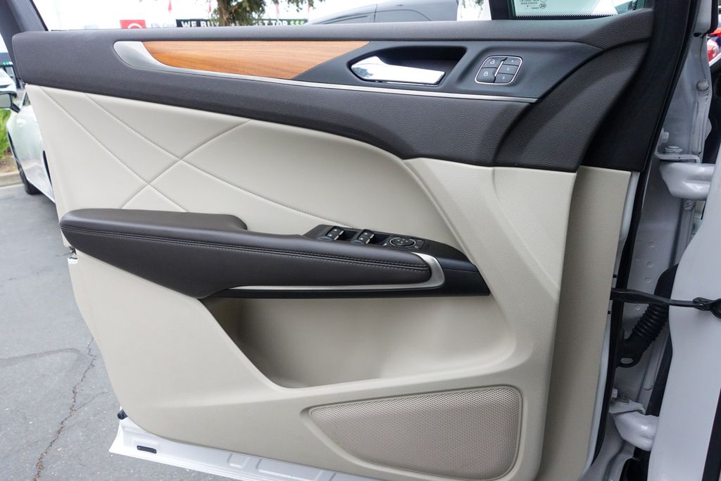 2017 Lincoln MKC Select photo 21