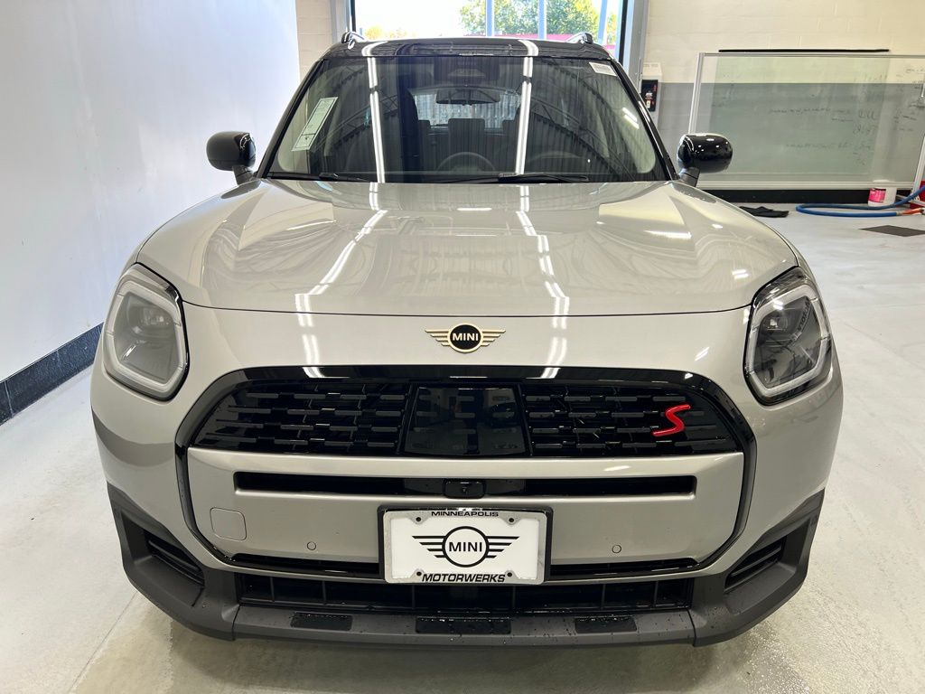 2025 Mini Cooper S ALL4 photo 3