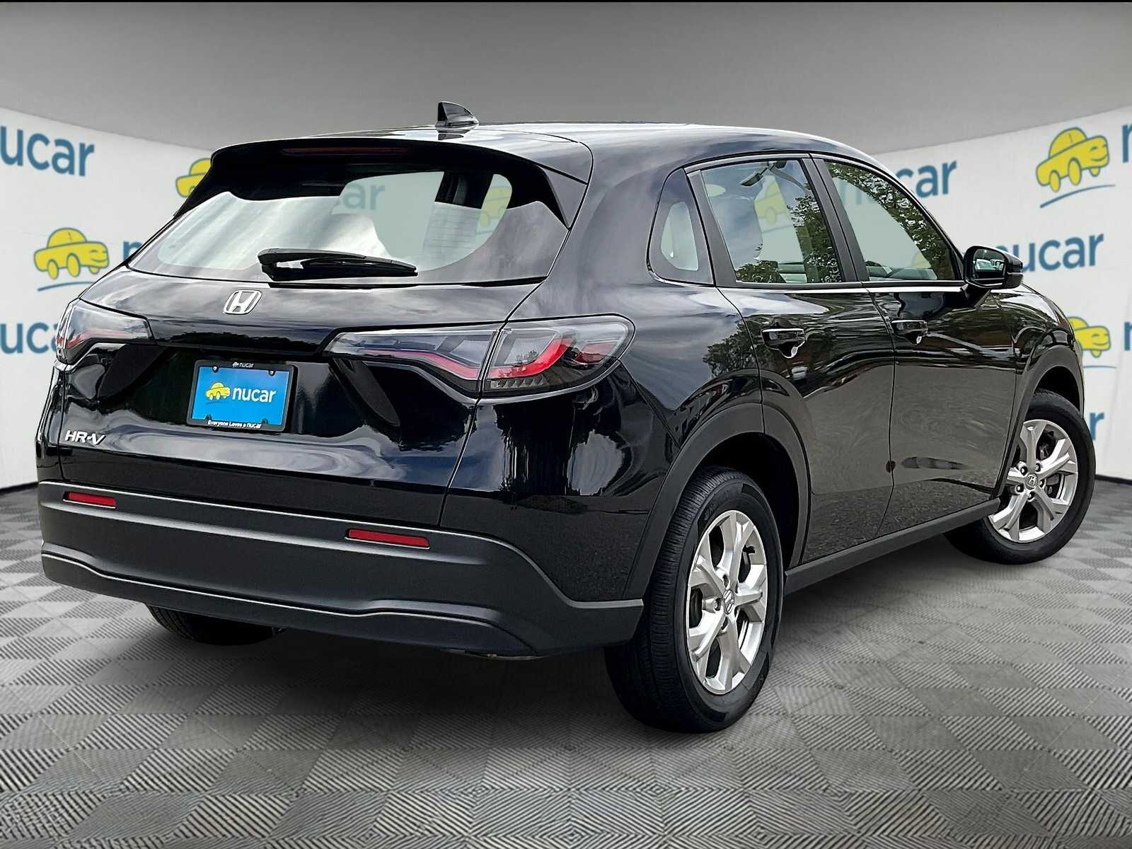 2024 Honda HR-V LX photo 6