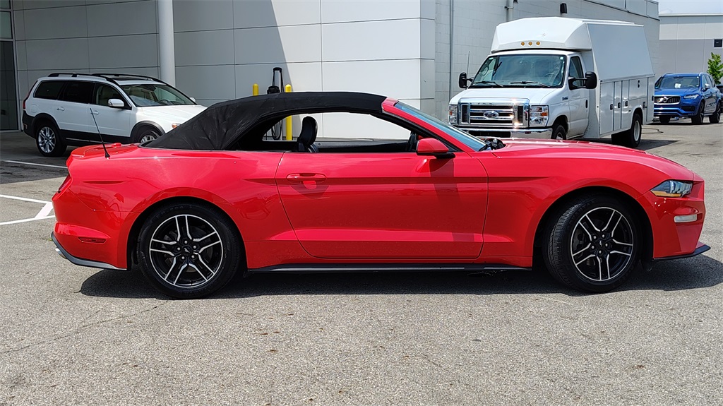 2022 Ford Mustang EcoBoost Premium Convertible photo 3