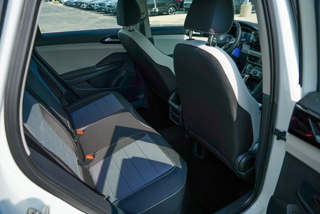 2025 Volkswagen Taos S photo 27