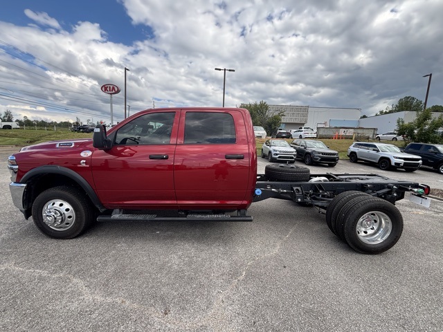 2026 Ram 3500 Big Horn photo 3