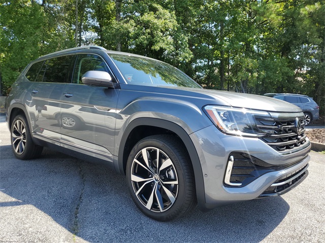 2025 Volkswagen Atlas SEL Premium R-Line photo 3