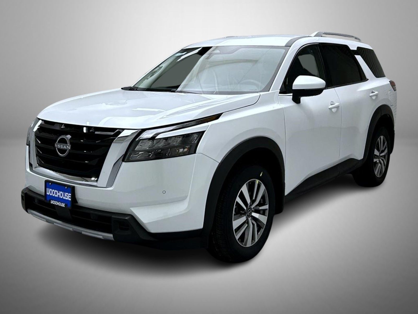 2025 Nissan Pathfinder SL's photo