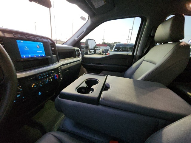 2024 Ford F-350 XL photo 14