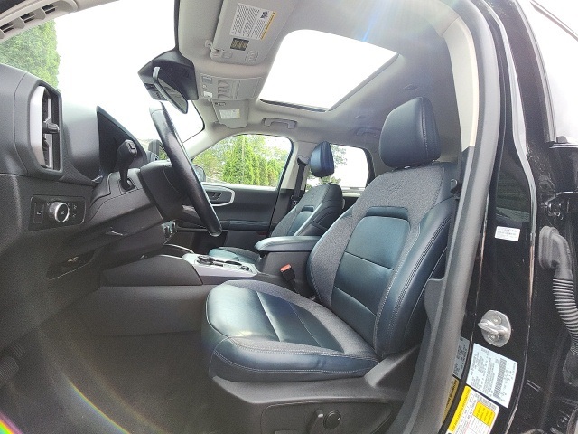 2023 Ford Bronco Sport Outer Banks photo 14