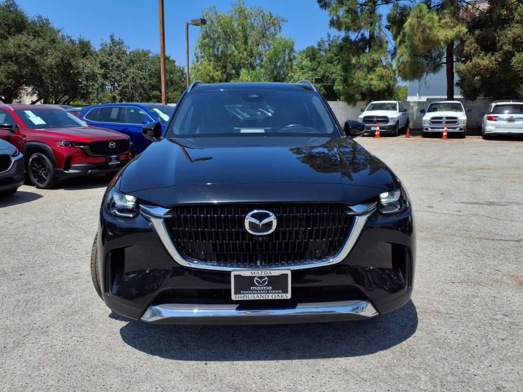2024 Mazda CX-90 Premium Plus photo 2