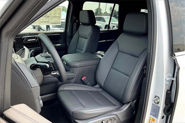 2025 Chevrolet Tahoe LT photo 9