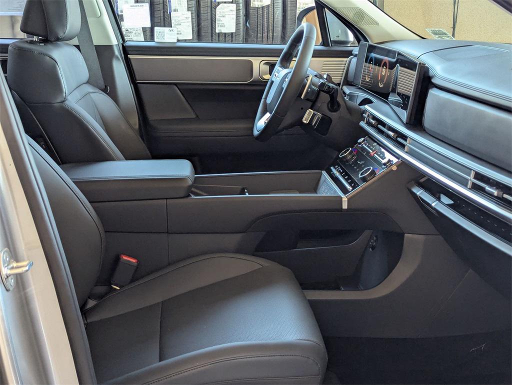 2025 Hyundai Santa Fe SEL photo 28