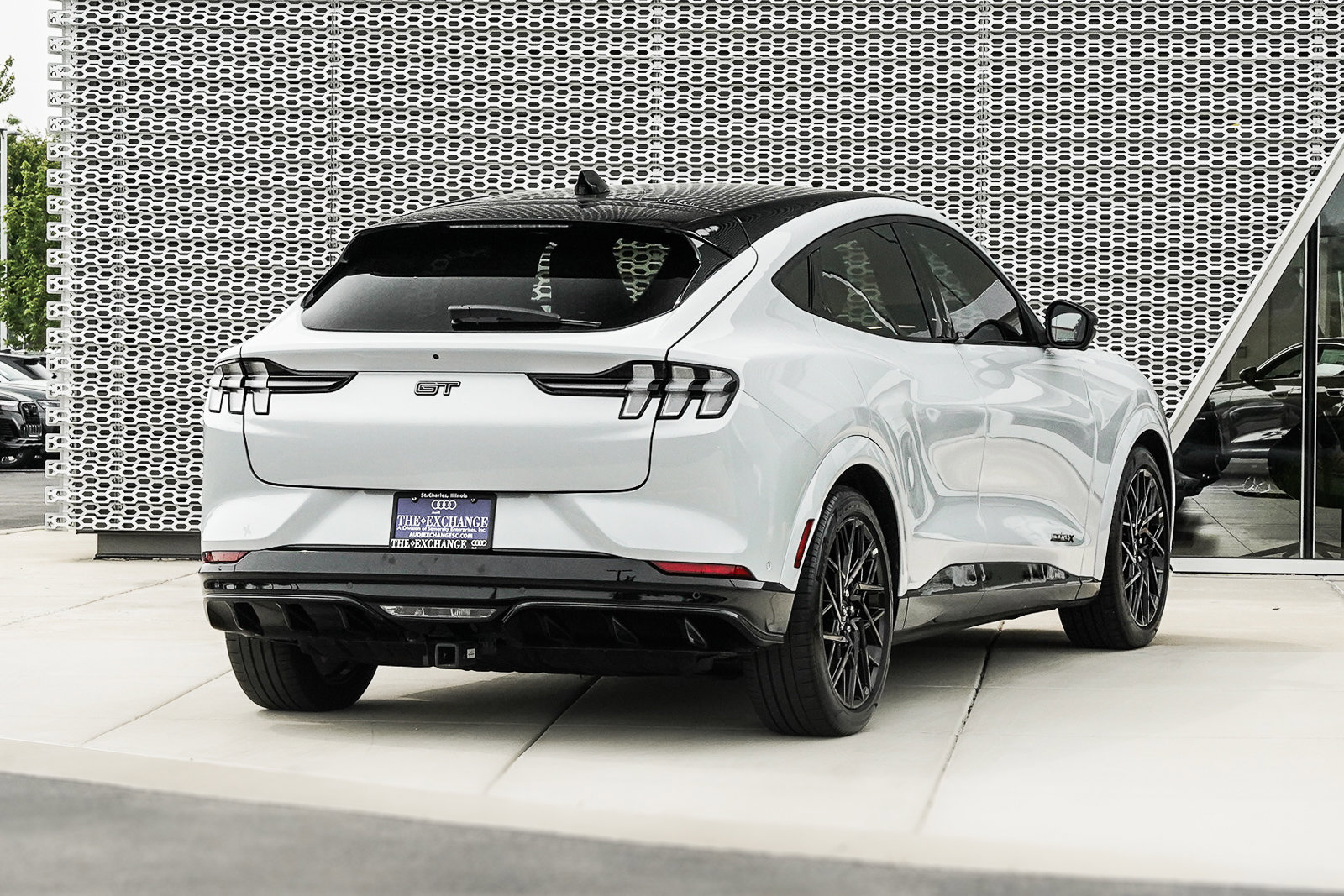 2023 Ford Mustang Mach-E GT photo 3