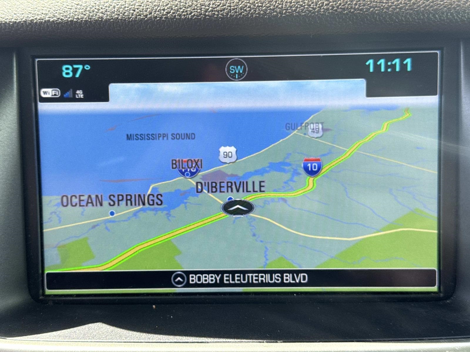 2020 Chevrolet Suburban Premier photo 24
