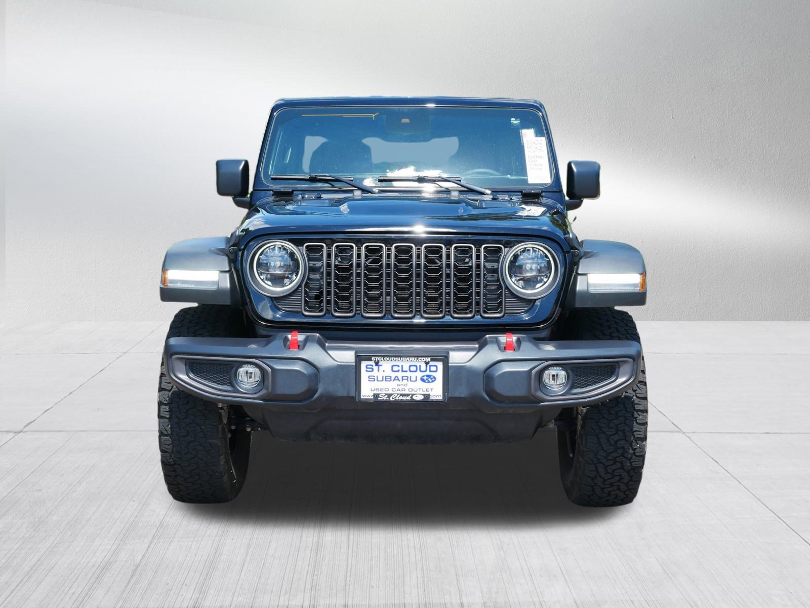 Used 2024 Jeep Wrangler 4-Door Rubicon with VIN 1C4PJXFG7RW260527 for sale in Saint Cloud, Minnesota